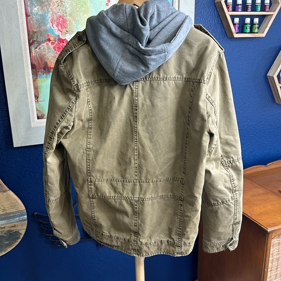 Levis Jacket Mens M Olive Green Quilted Lined Trucker Chore Military - Picture 11 of 16